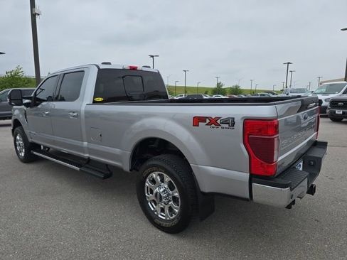 Used 2021 Ford F350 Lariat w/ Chrome Package AWD/4WD image 3