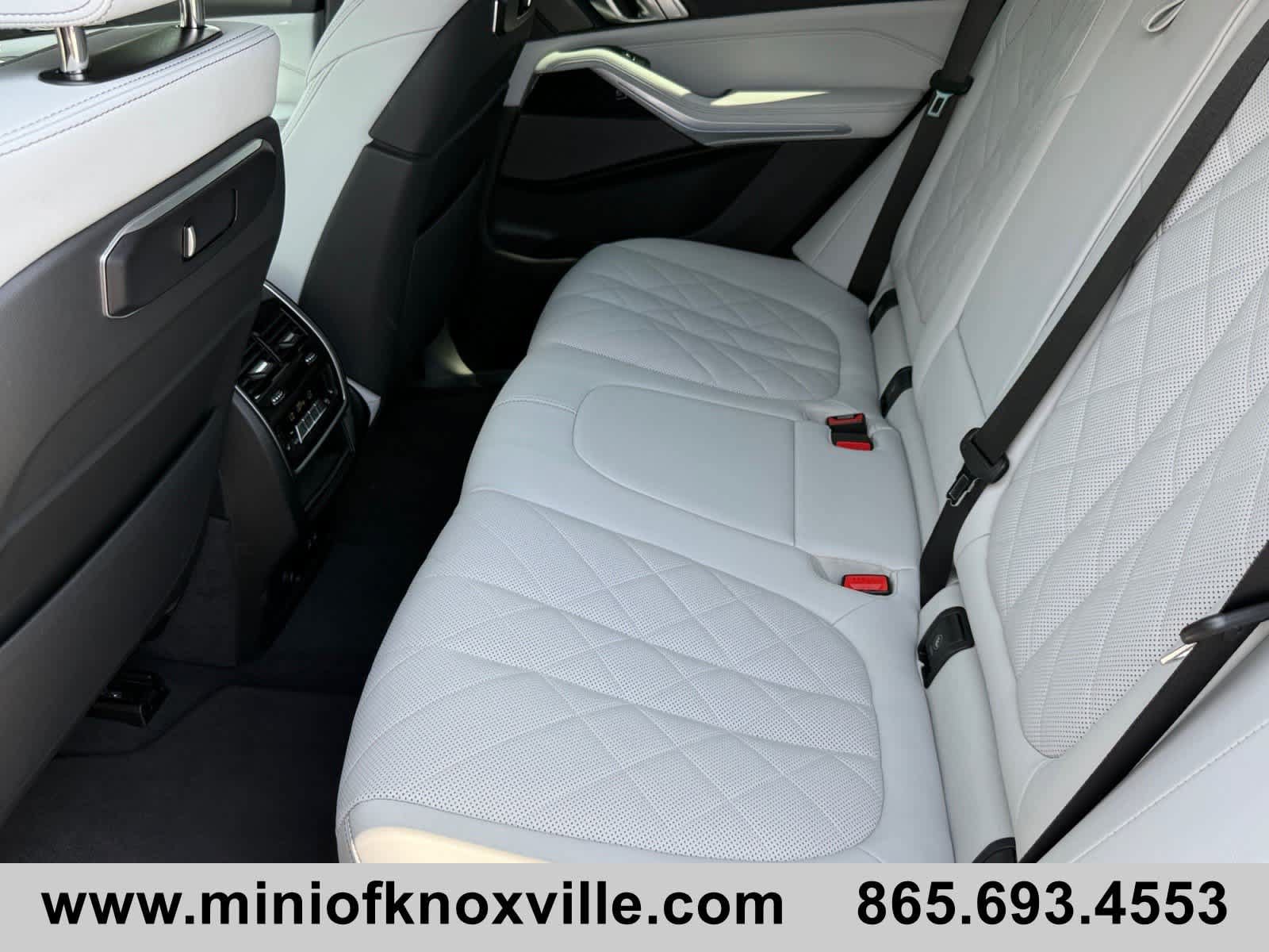 Used 2026 BMW X5 xDrive40i AWD/4WD image 16