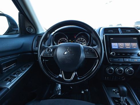 Used 2024 Mitsubishi Outlander Sport SE AWD/4WD image 25