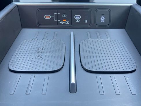 Used 2024 Hyundai Santa Fe Limited image 28