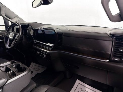 Used 2022 GMC Sierra 1500 Elevation image 26