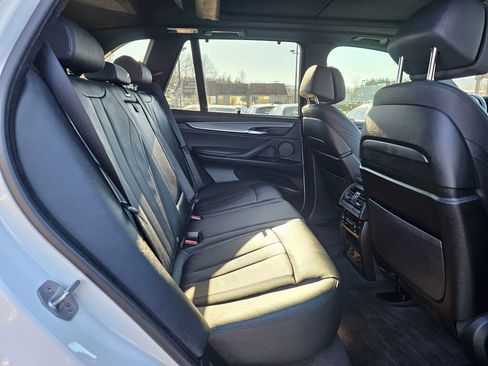 Used 2016 BMW X5 xDrive50i image 12