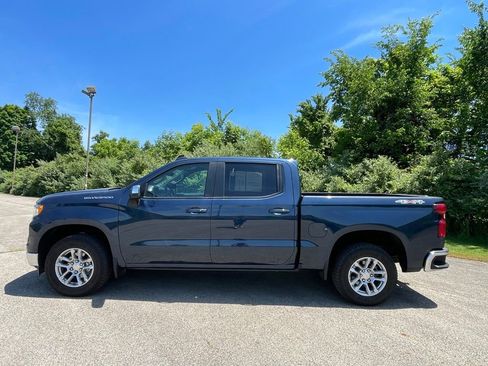 Used 2022 Chevrolet Silverado 1500 LT w/ Protection Package AWD/4WD image 6