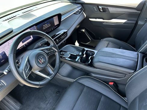 Used 2025 Buick Enclave Sport Touring FWD image 10
