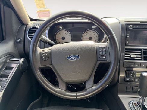 Used 2009 Ford Explorer Sport Trac Adrenalin AWD/4WD image 13