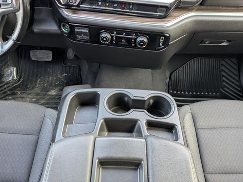 Used 2024 Chevrolet Silverado 3500 LT image 19