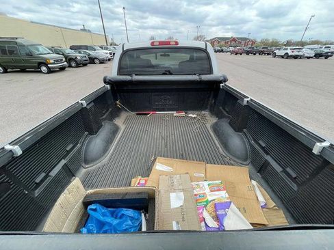 Used 2004 Toyota Tundra SR5 AWD/4WD image 26