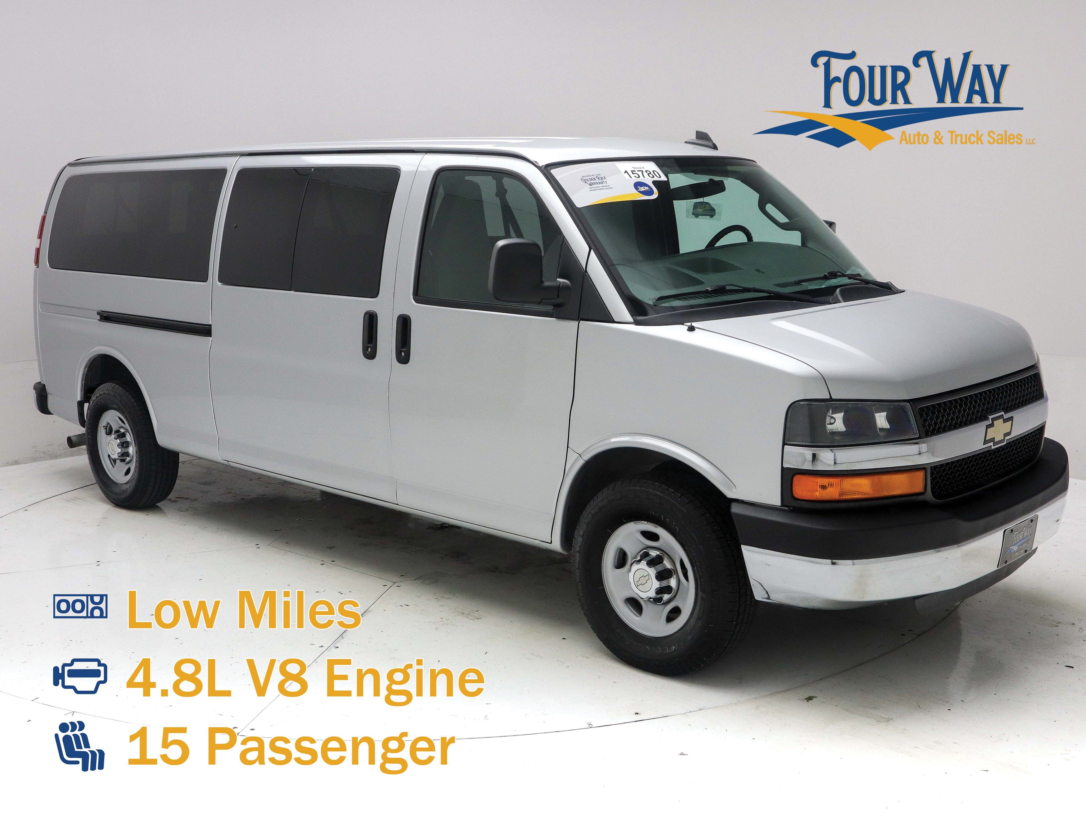 Used 2016 Chevrolet Express 3500 LT w/ LT Preferred Equipment Group RWD image 1