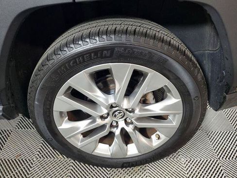 Used 2019 Toyota RAV4 Limited w/ Advanced Technology Package AWD/4WD image 11