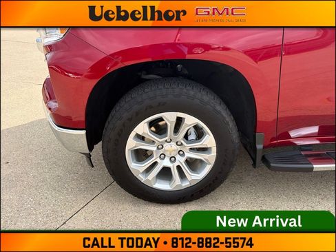 Used 2023 Chevrolet Silverado 1500 LTZ AWD/4WD image 14