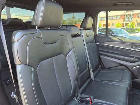 Certified 2024 Jeep Grand Cherokee L Overland w/ Luxury Tech Group IV AWD/4WD image 44