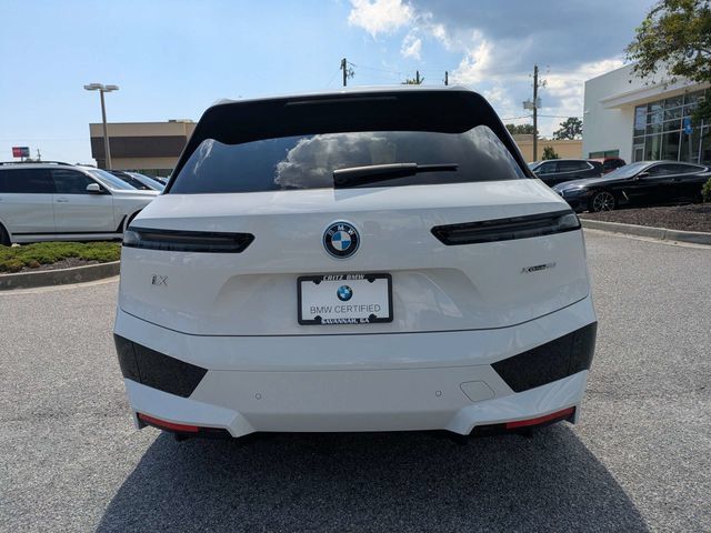Used 2025 BMW iX xDrive50 w/ Premium Package AWD/4WD image 6