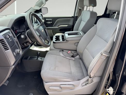 Used 2016 Chevrolet Silverado 1500 Custom w/ Custom Convenience Package AWD/4WD image 11