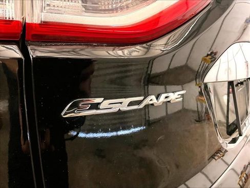 Used 2016 Ford Escape Titanium AWD/4WD image 13