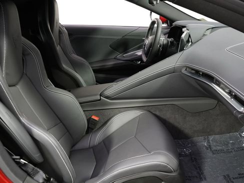 Used 2024 Chevrolet Corvette Stingray Coupe RWD image 16