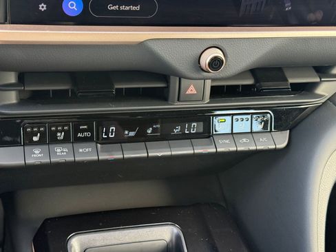 Used 2025 Toyota Crown XLE image 23