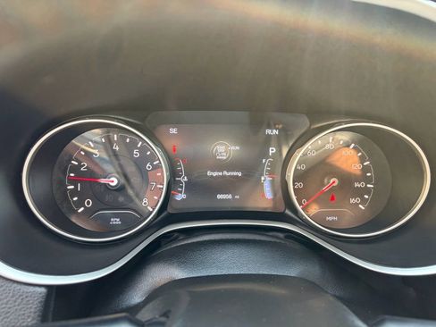 Used 2019 Jeep Compass Limited image 24