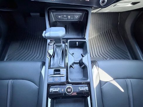 Used 2025 Kia K5 GT-Line w/ GT-Line Premium Package image 18