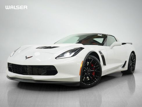 Used 2016 Chevrolet Corvette Z06 w/ 3LZ Preferred Equipment Group RWD image 1