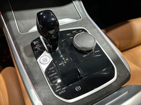 Used 2022 BMW X5 xDrive40i w/ M Sport Package AWD/4WD image 59