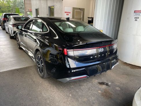 Used 2025 Hyundai Sonata SEL FWD image 3