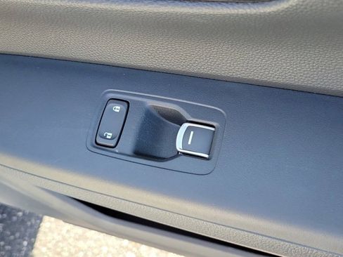 Used 2024 Honda CR-V EX-L image 9