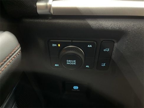 New 2025 Ford Expedition Active image 35