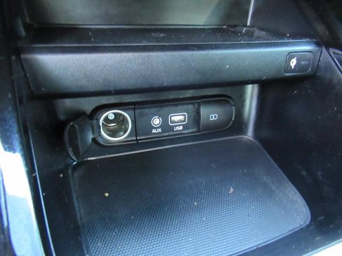 Used 2020 Kia Forte GT-Line w/ GT-Line Premium Package FWD image 30