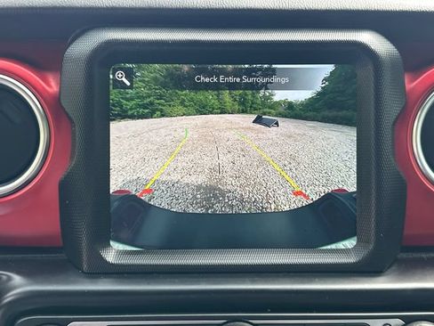Used 2021 Jeep Gladiator Rubicon AWD/4WD image 31