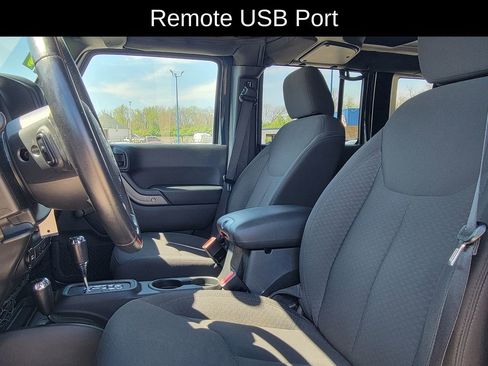Used 2017 Jeep Wrangler Unlimited Sport w/ Connectivity Group AWD/4WD image 15