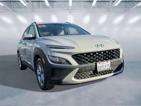 Used 2022 Hyundai Kona SEL image 12