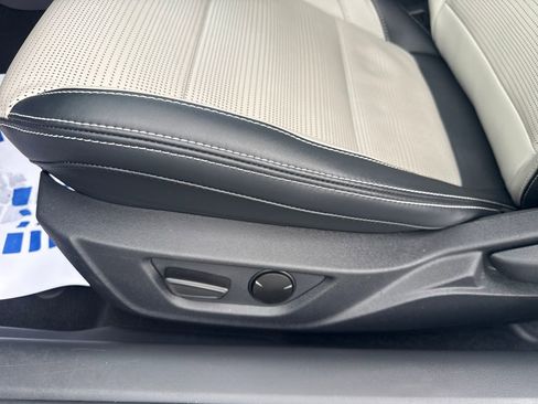 Used 2025 Ford Mustang Premium image 24