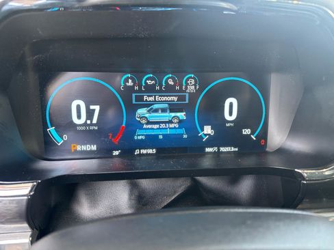 Used 2022 Ford F150 Lariat image 14