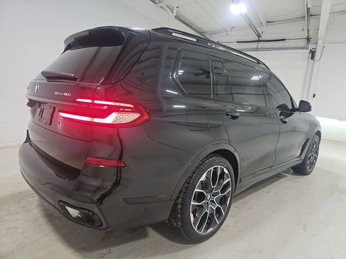 Certified 2024 BMW X7 xDrive40i w/ M Sport Package image 2