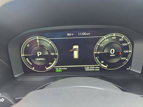 New 2025 Mitsubishi Outlander SE image 16