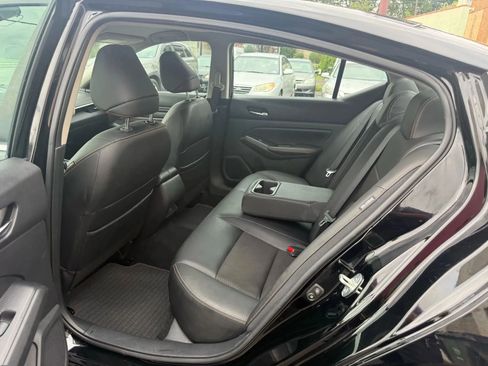 Used 2020 Nissan Altima 2.5 SR image 28