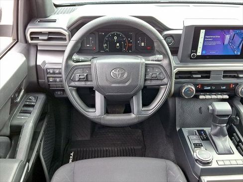 Used 2025 Toyota Tacoma SR5 image 21