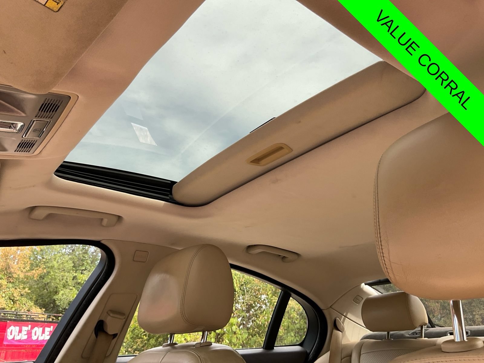 Used 2009 Jaguar XF Premium RWD image 32