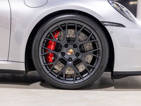 Used 2025 Porsche 911 Carrera 4 GTS AWD/4WD image 24