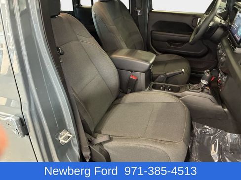 Used 2026 Jeep Wrangler Unlimited Sport AWD/4WD image 28