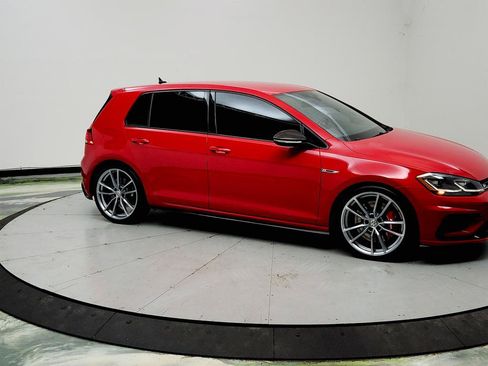 Used 2019 Volkswagen Golf 4-Door AWD/4WD image 3