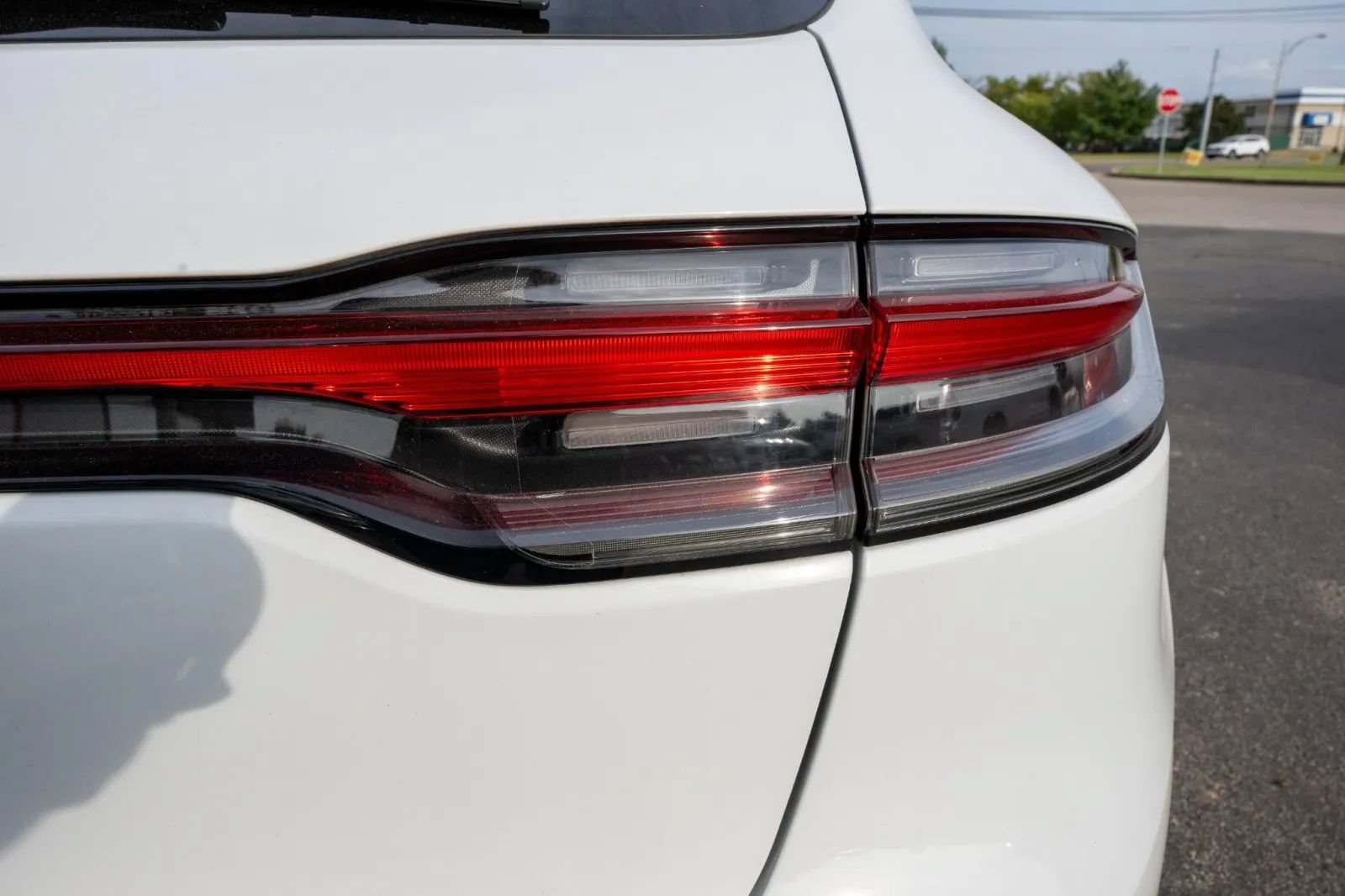 Used 2024 Porsche Macan w/ Premium Plus Package AWD/4WD image 13