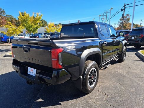 New 2025 Toyota Tacoma TRD Off-Road image 6