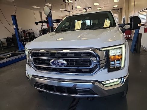 Used 2022 Ford F150 XLT w/ Equipment Group 302A High image 9