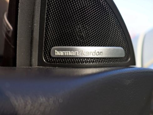 Used 2014 Mercedes-Benz CLA 250 4MATIC image 28