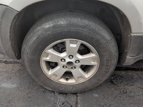Used 2006 Ford Escape XLT AWD/4WD image 4
