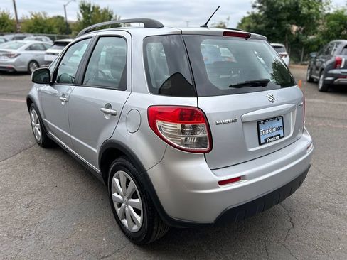 Used 2011 Suzuki SX4 Premium AWD/4WD image 9