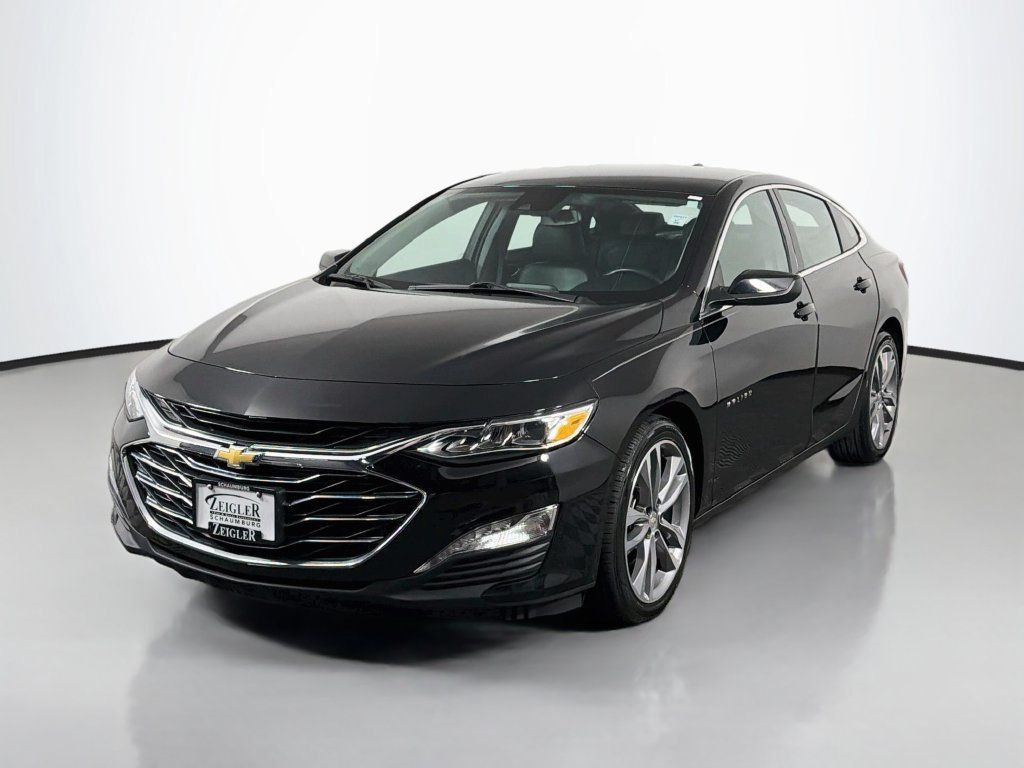 Used 2023 Chevrolet Malibu LT w/ Driver Confidence Package FWD image 3