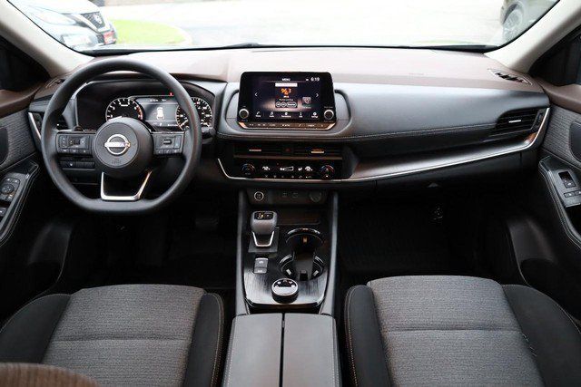 Certified 2023 Nissan Rogue SV AWD/4WD image 22