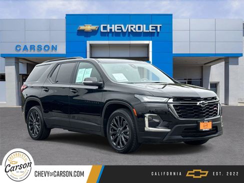 Used 2023 Chevrolet Traverse RS AWD/4WD image 1